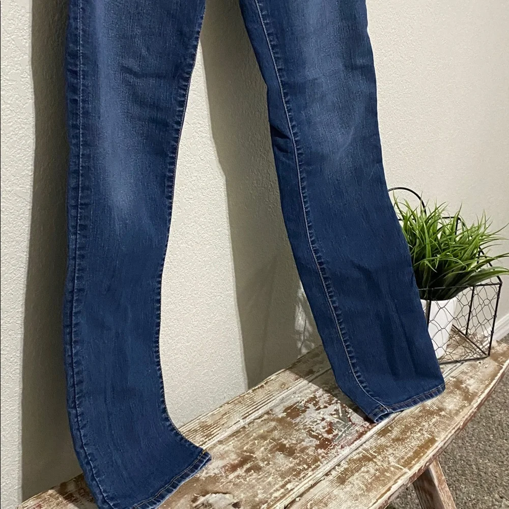 Lucky 🍀 Lola straight jeans sz 6/28 reg. These are super cute🤩 - Picture 8 of 9